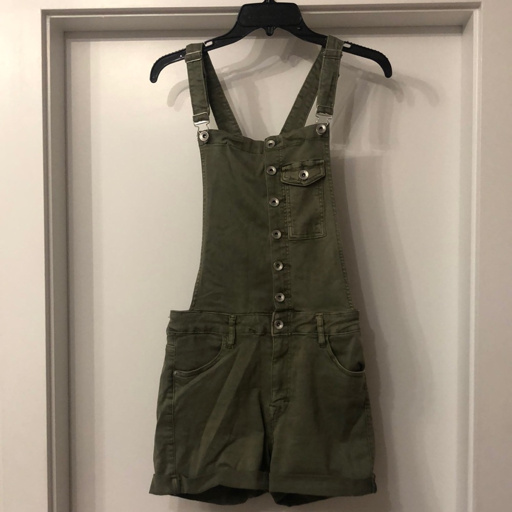 Ardene EightyTwo Denim Overall shorts